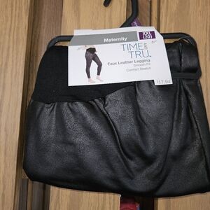 NWT Time and Tru Sz XXL Maternity Black Faux Leather Leggings